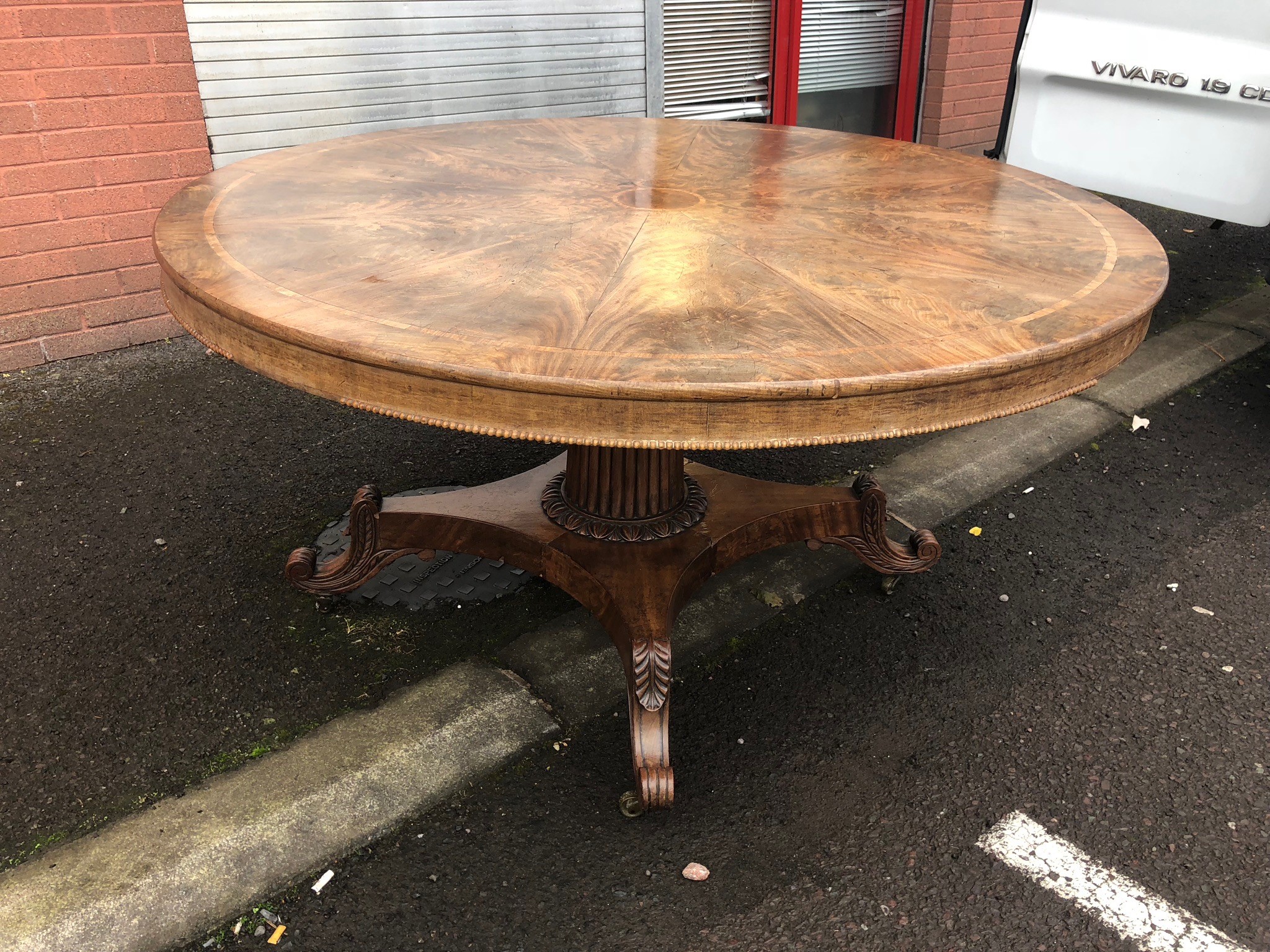 a fine regency mahogany centre table
